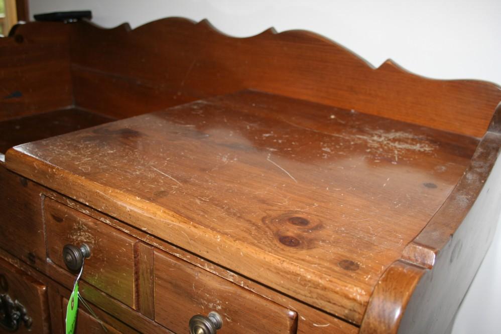 Pine Dresser/Bureau
