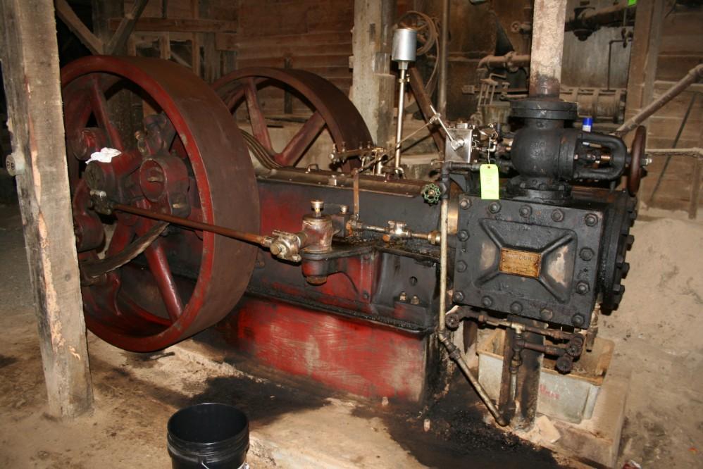 Antique Skinner Engine Co. Steam Engine