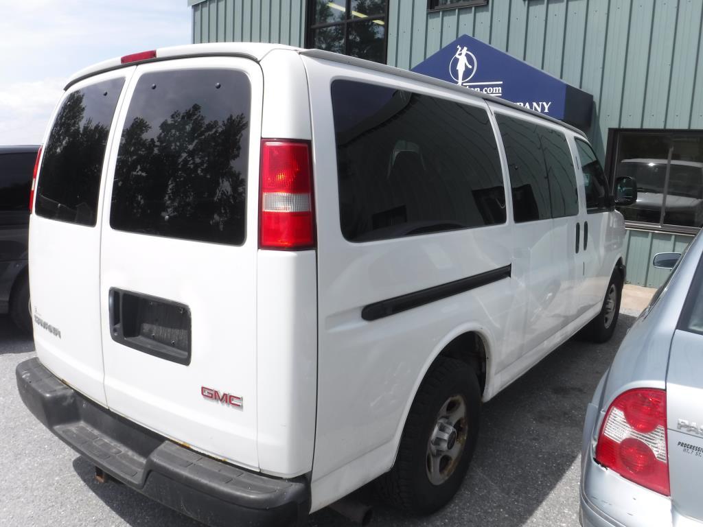 2003 GMC Savana Passenger