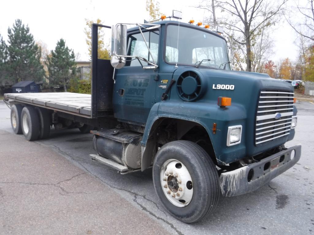 1996 Ford L9000