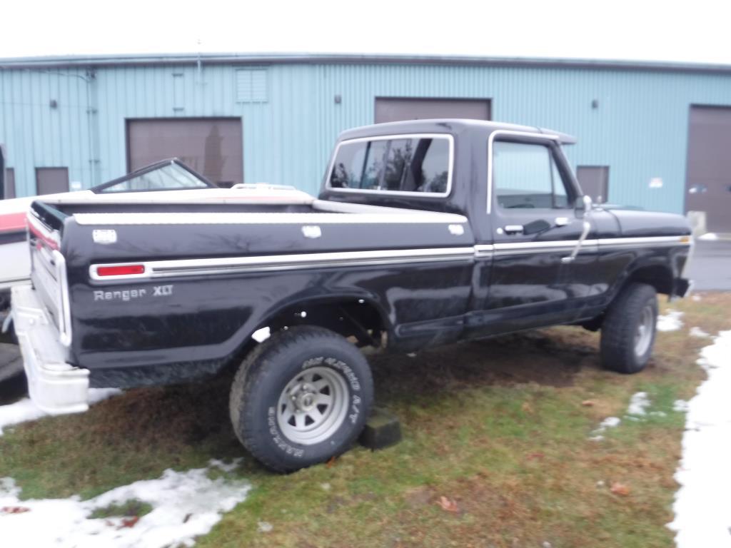 1976 Ford F-150  4WD