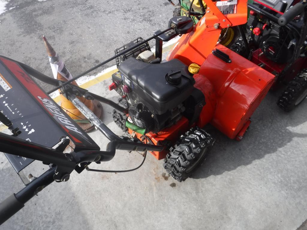 Ariens 724 Snowblower