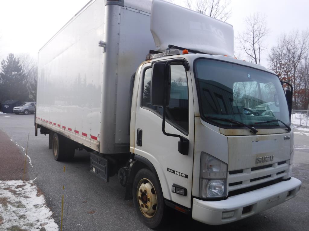 2012 Isuzu NRR Box Truck