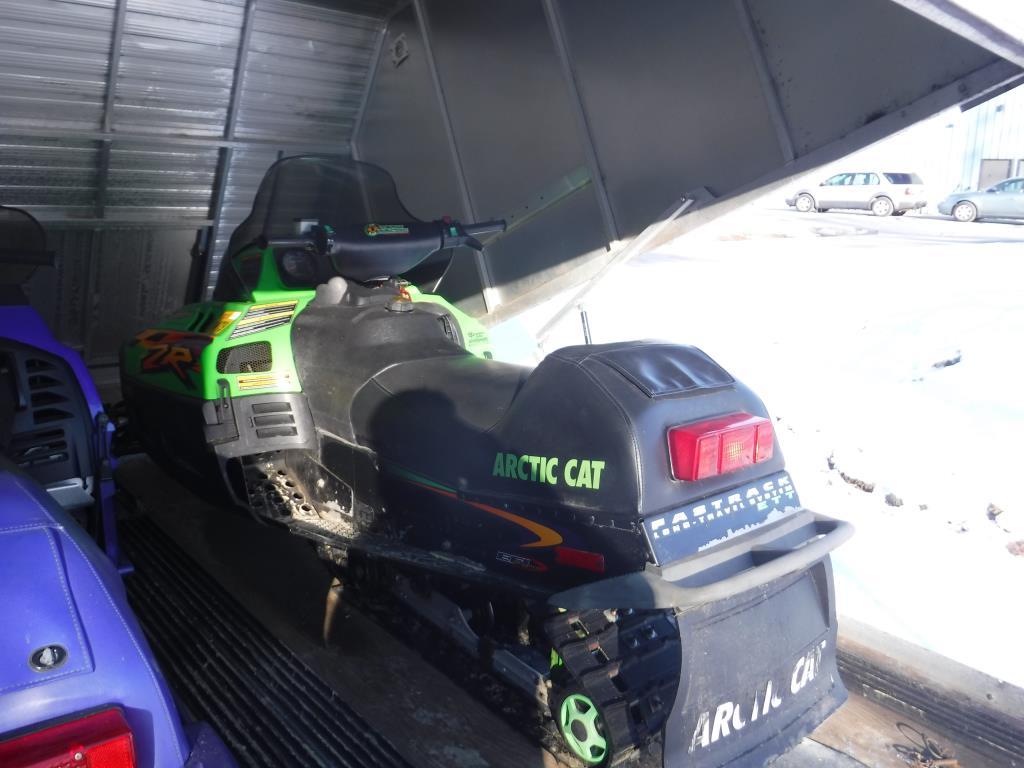 2000 Triton Trailer w/Sleds