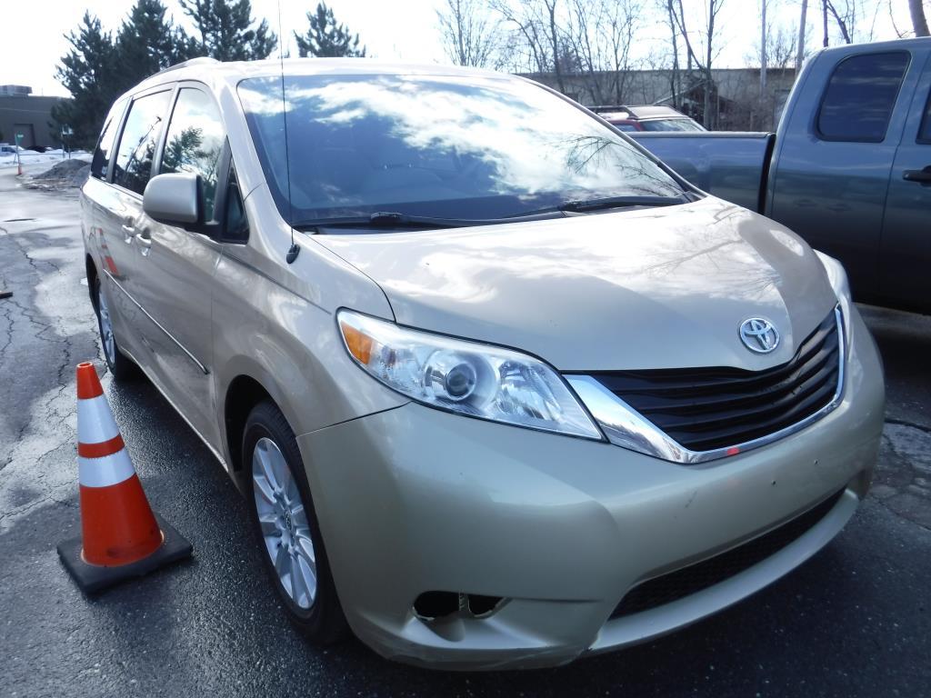 2011 Toyota Sienna