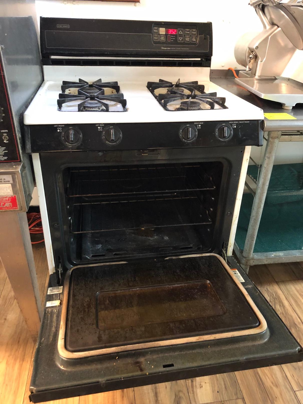 Magic Chef 4-Burner Range Oven