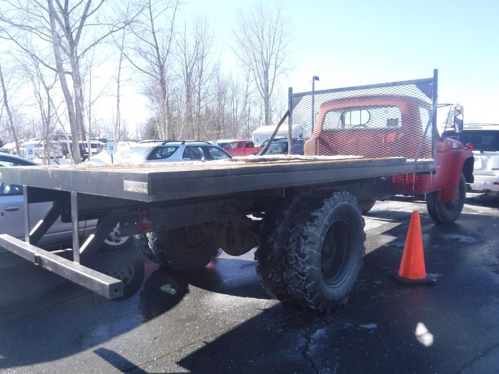 1967 Ford F602