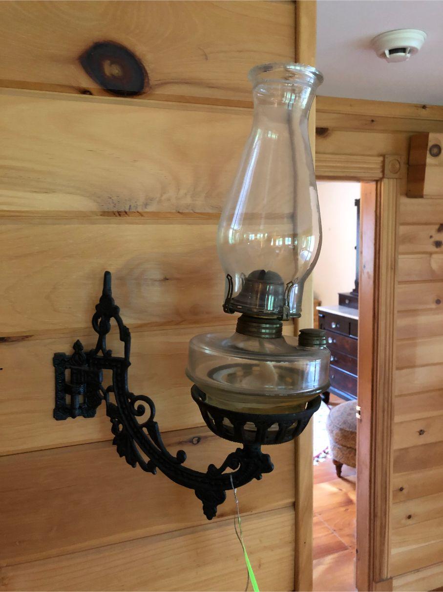 Wall Mounted OIl Lamp