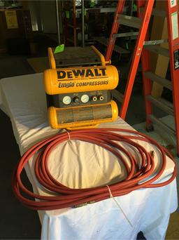 DeWalt HD Electric 4 Gallon Compressor W/ Hose