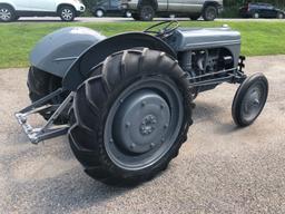 1942 Ford Ferguson 9N Tractor