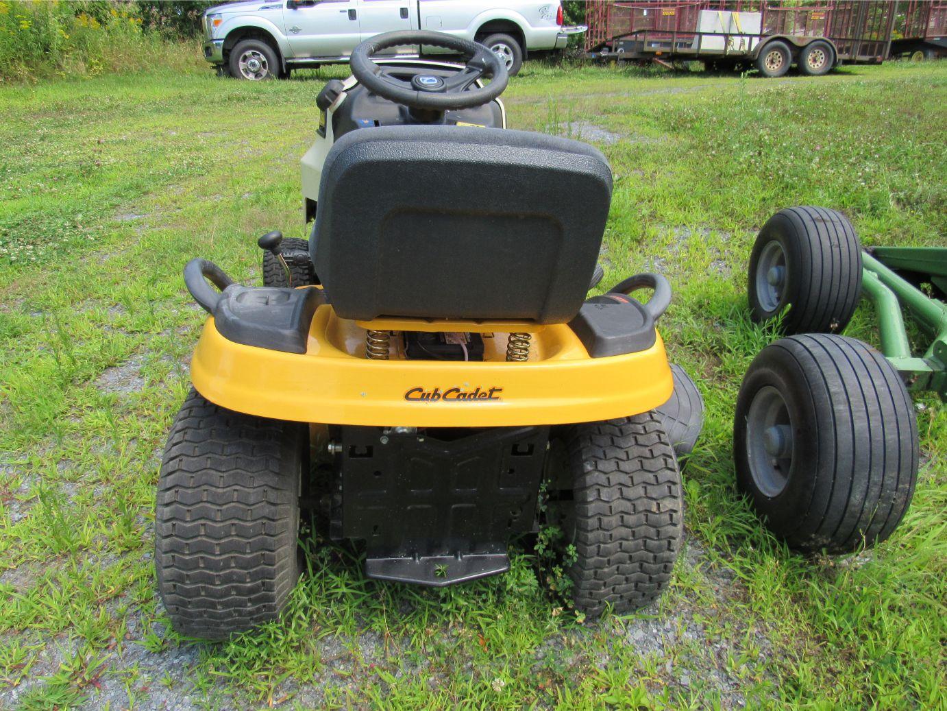 Cub Cadet LTX 1040 Lawn Mower