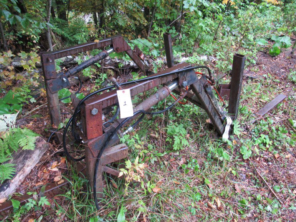 Bolt On Set Of Hydraulic Arms W/ Fork Attachment