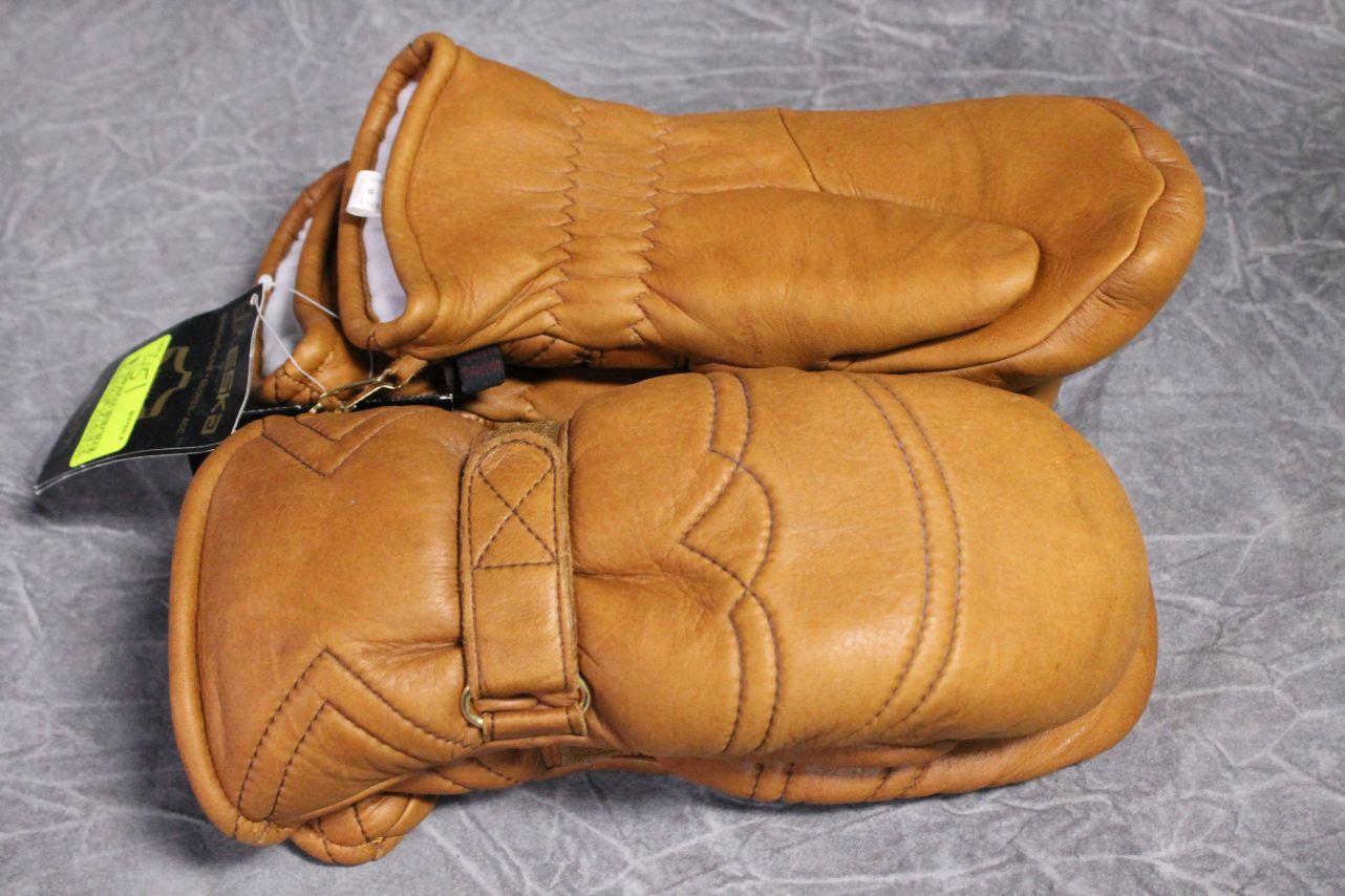 (2) Pair Eska Austrian Leather Mittens