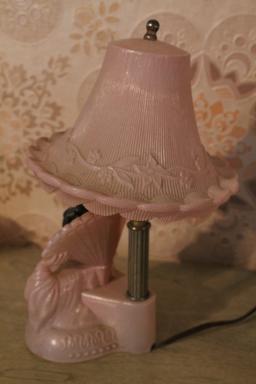 Vintage Oriental Pink Satin Glass Table Lamp w/ Pendulum Head