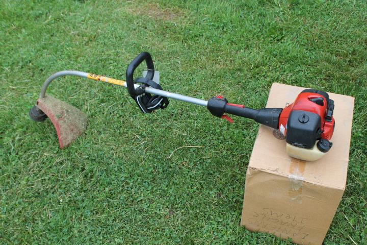 Jonsered GT2125 Gas Weedwhacker