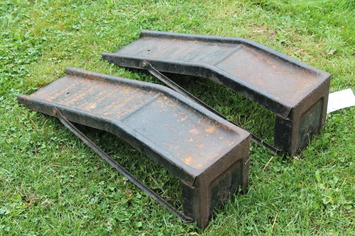 (2) Metal Car Ramps