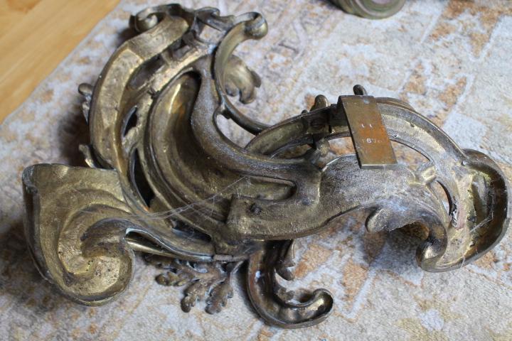 Vintage Iron Fireplace Fender/Vintage Brass Scrollwork End Pieces