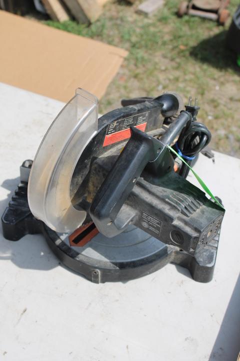 Master Mechanic 8.25" Compound Mitre Saw