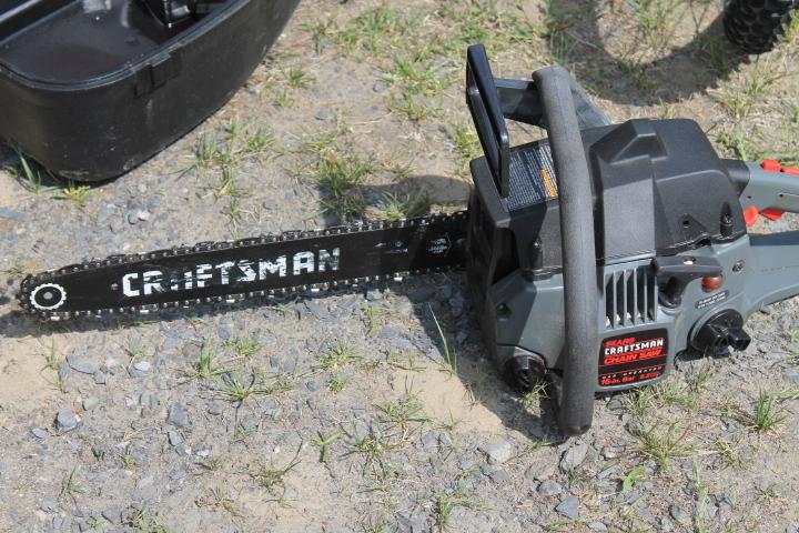 Craftsman 16" Chainsaw w/ Case