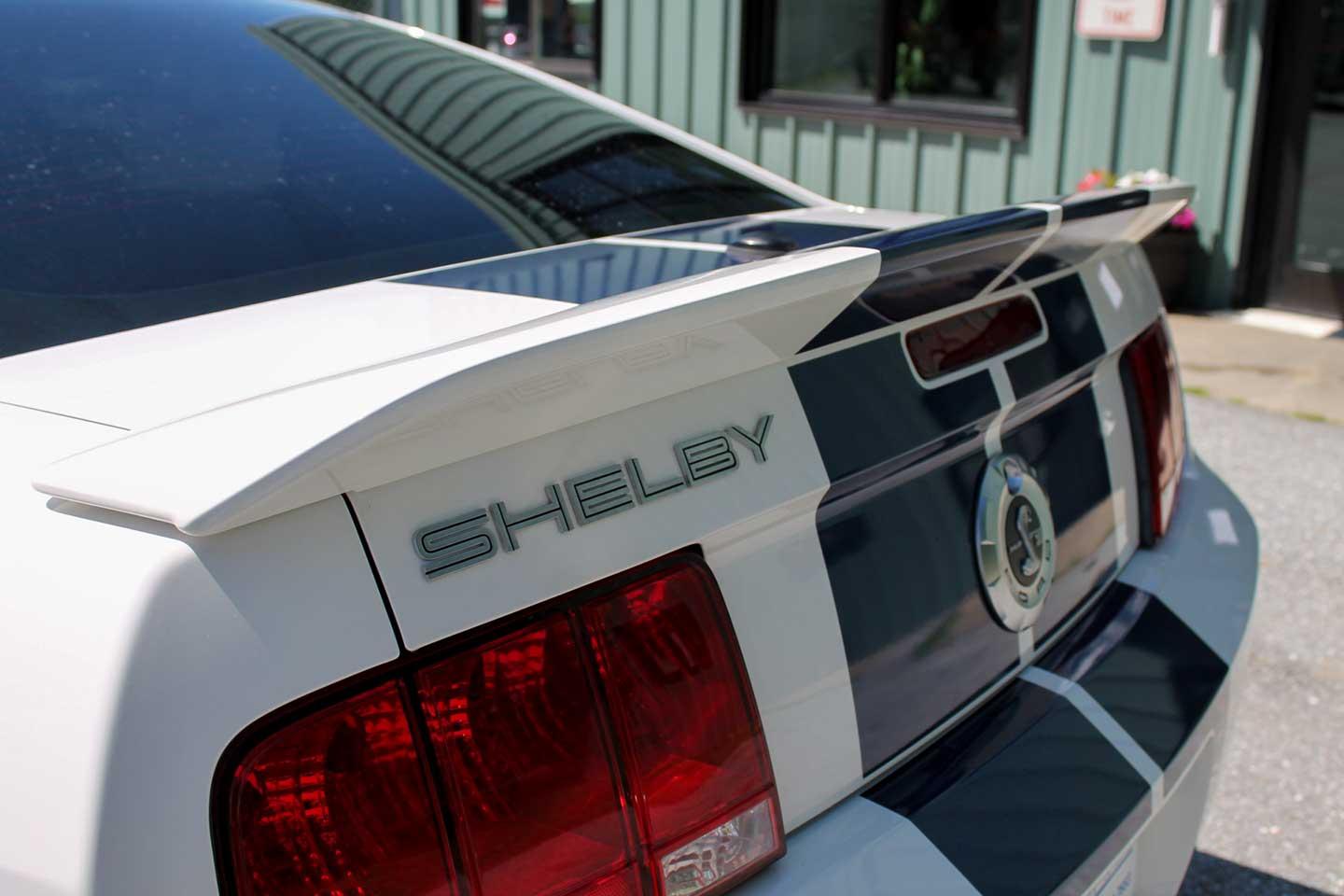 2007 Ford Mustang Shelby GT500 2-Door Coupe