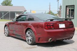 2006 Ford Mustang 2-Door Coupe