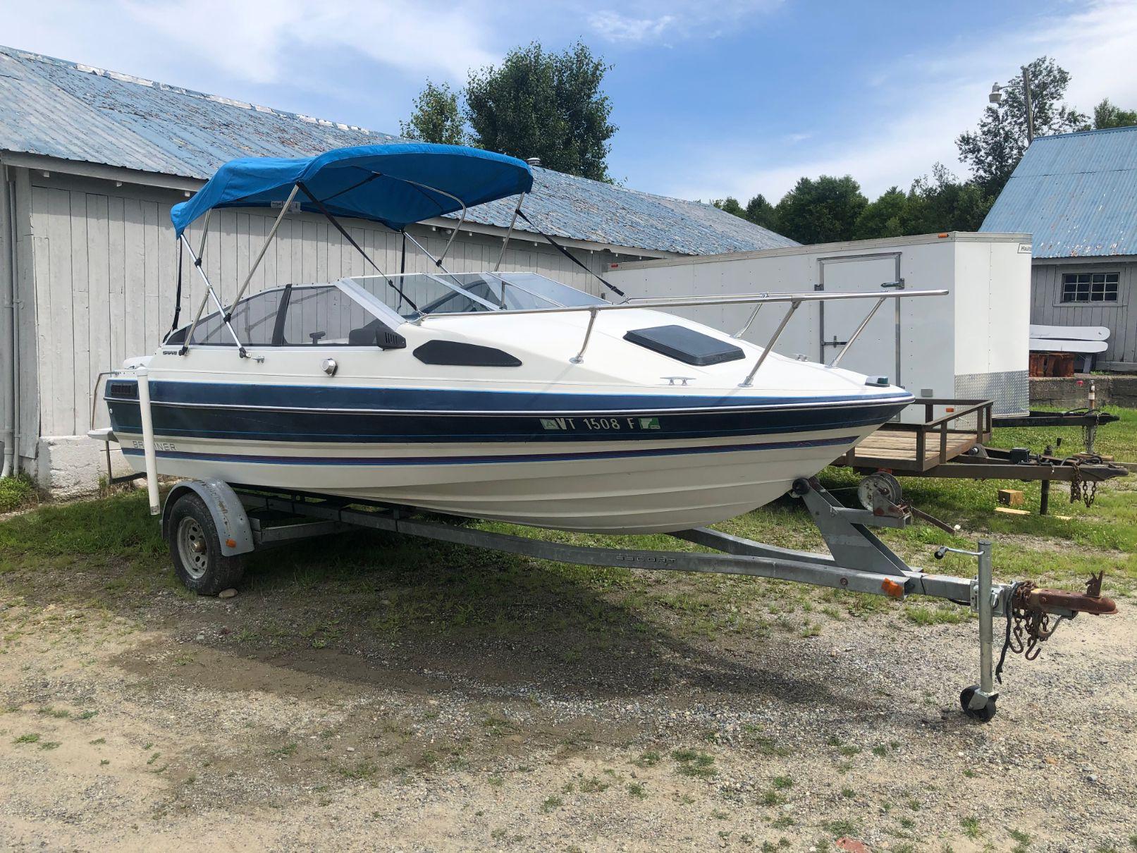 1987 Bayliner Capri 1750 Cuddy 3.0