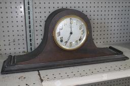 (2) Vintage Mantle Clocks