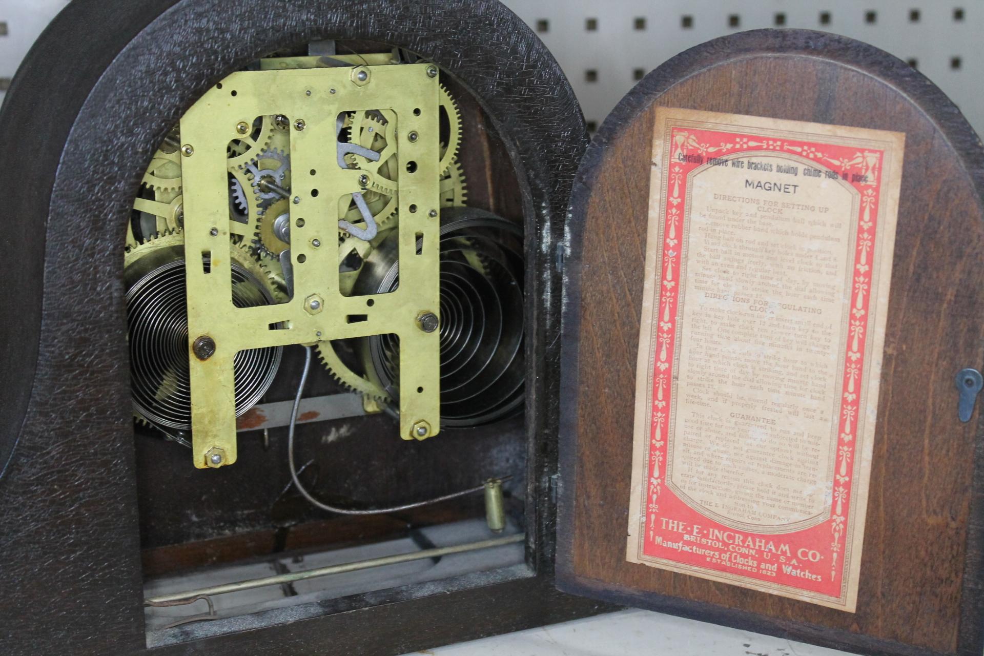 (2) Vintage Mantle Clocks