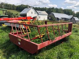 Farmco Skid-Mount Bale Feeder