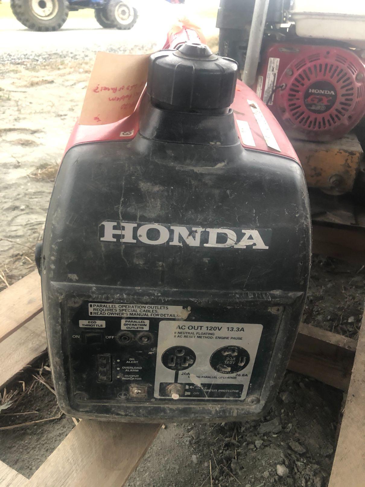 Honda EU2000 Companion 30A Portable Gas Generator