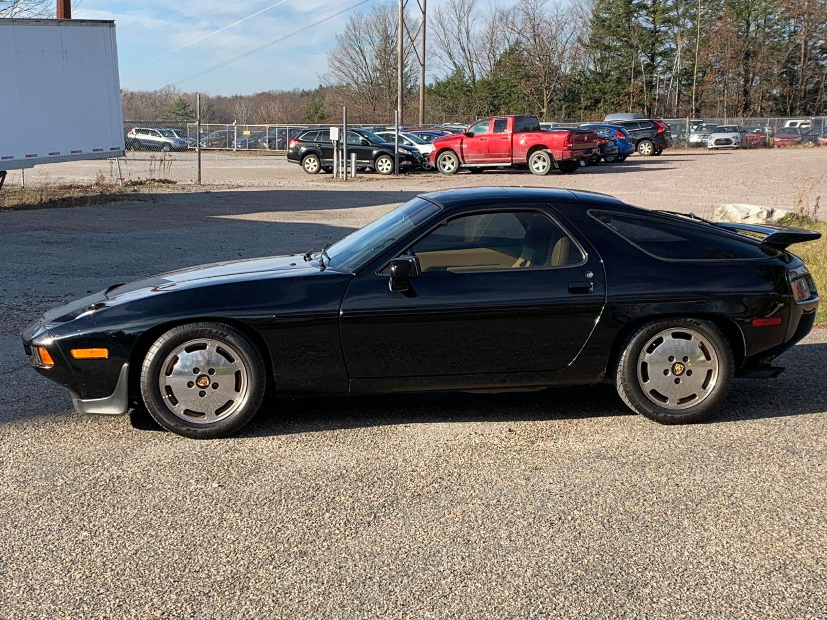 1985 Porsche 928S