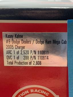 Kasey Kahne #9 Dodge Dealers/Dodge Ram Mega-Cab 2005 Charger