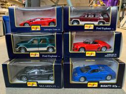 (10) Maisto 1:24 Scale Diecast Cars