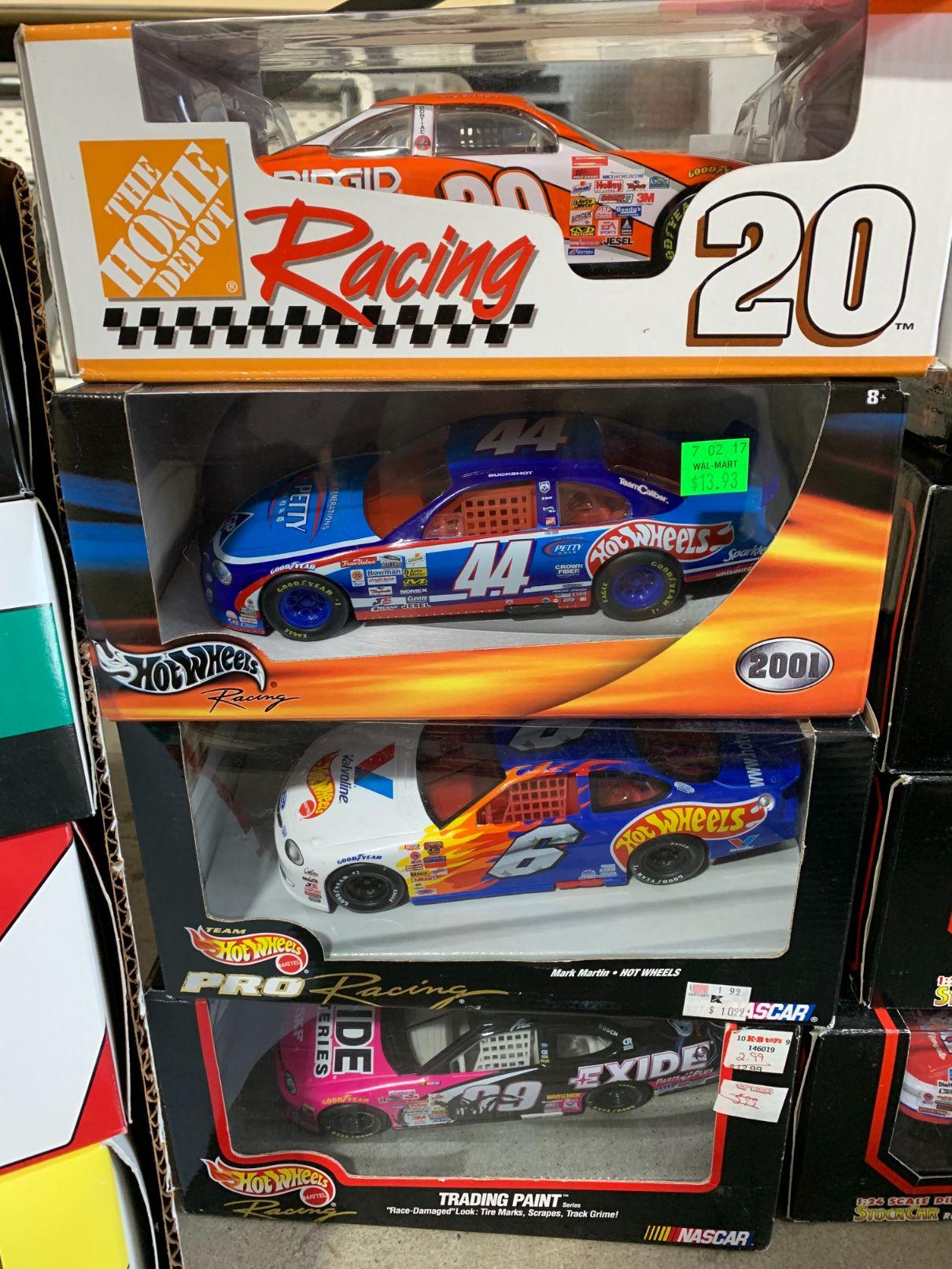 (12) 1:24 Scale Diecast Replicas