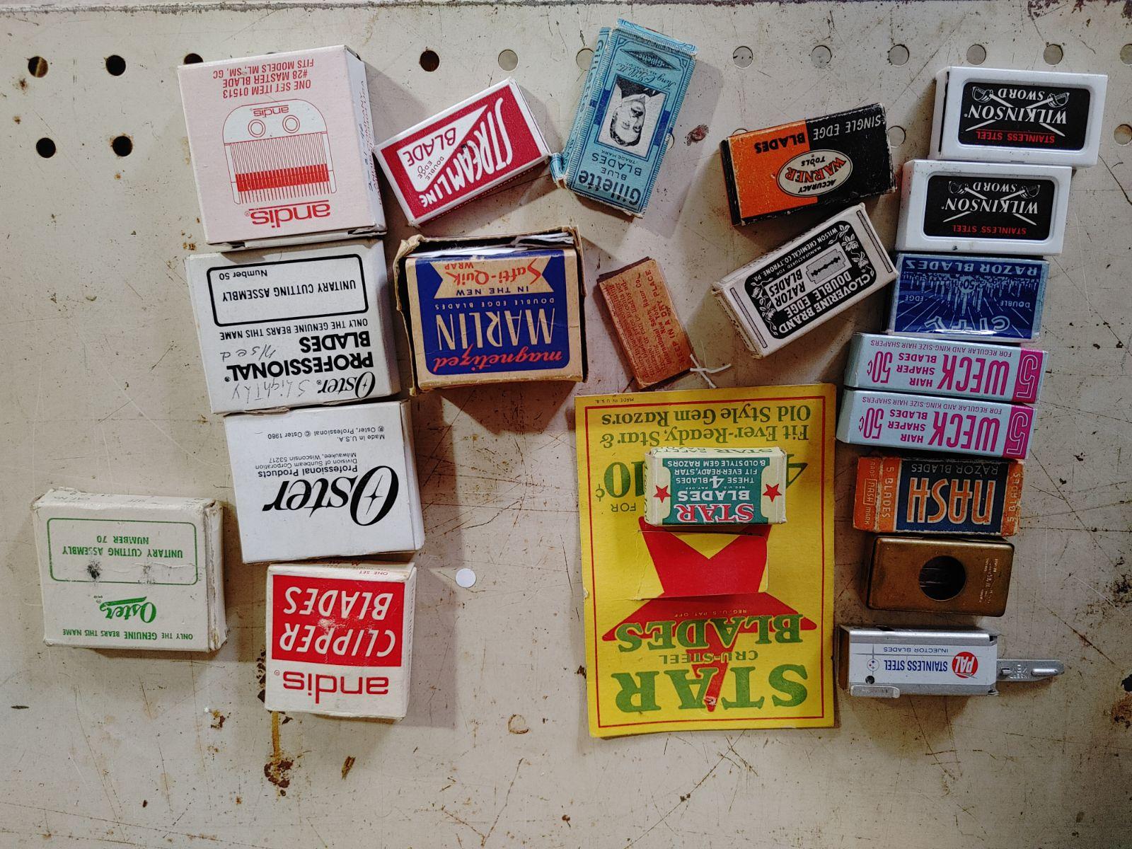 (20+/-) vintage Razor Blade Advertising Boxes
