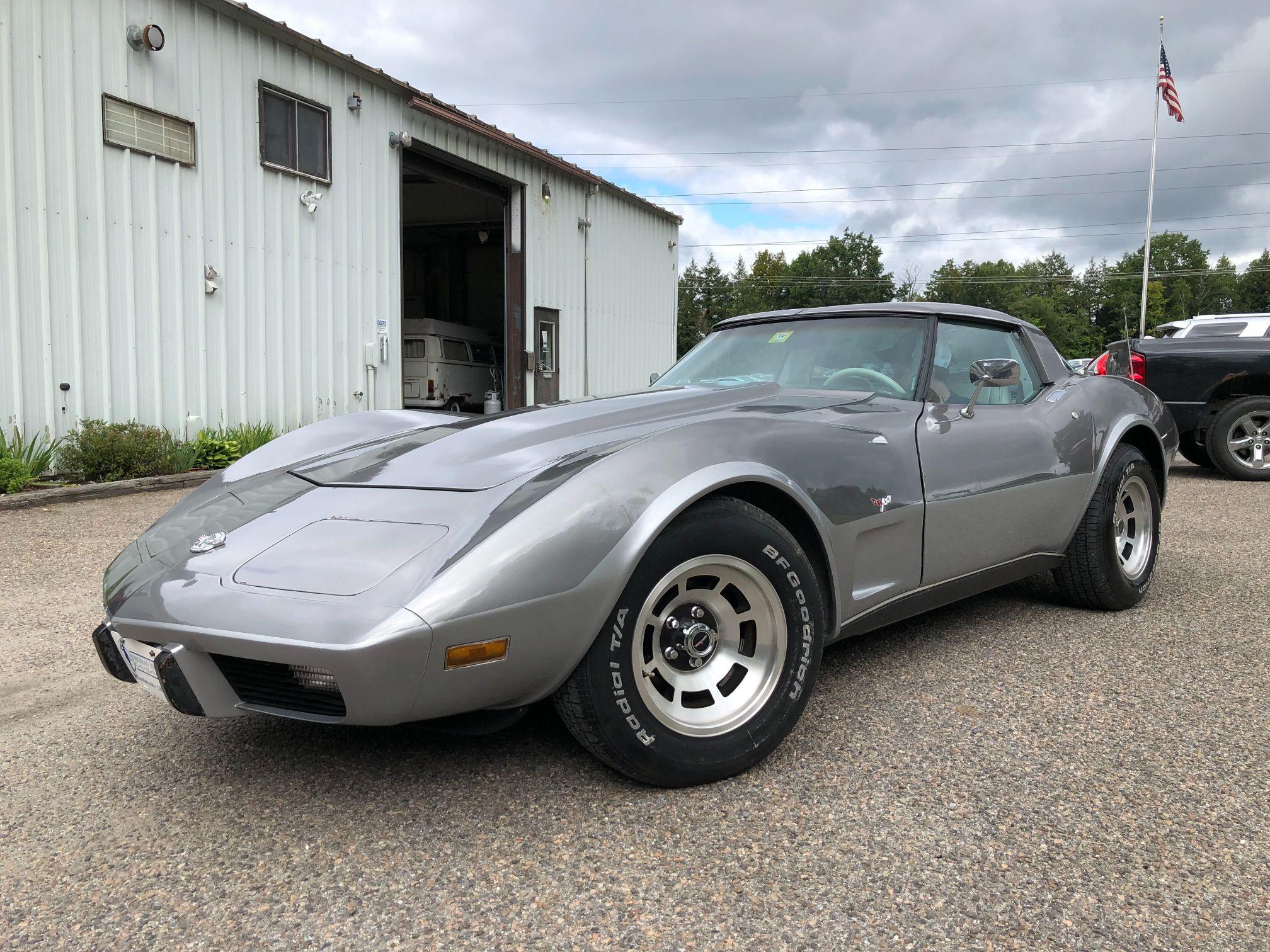 1978 Chevrolet Corvette Silver Anniversary Edition