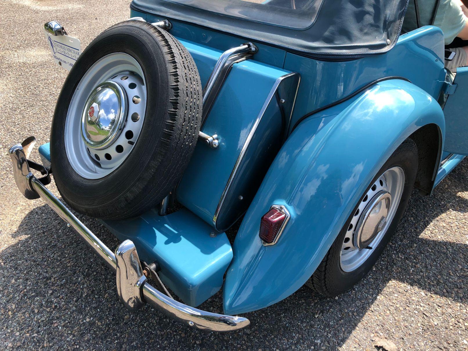 1951 MG TD 2-Door Roadster