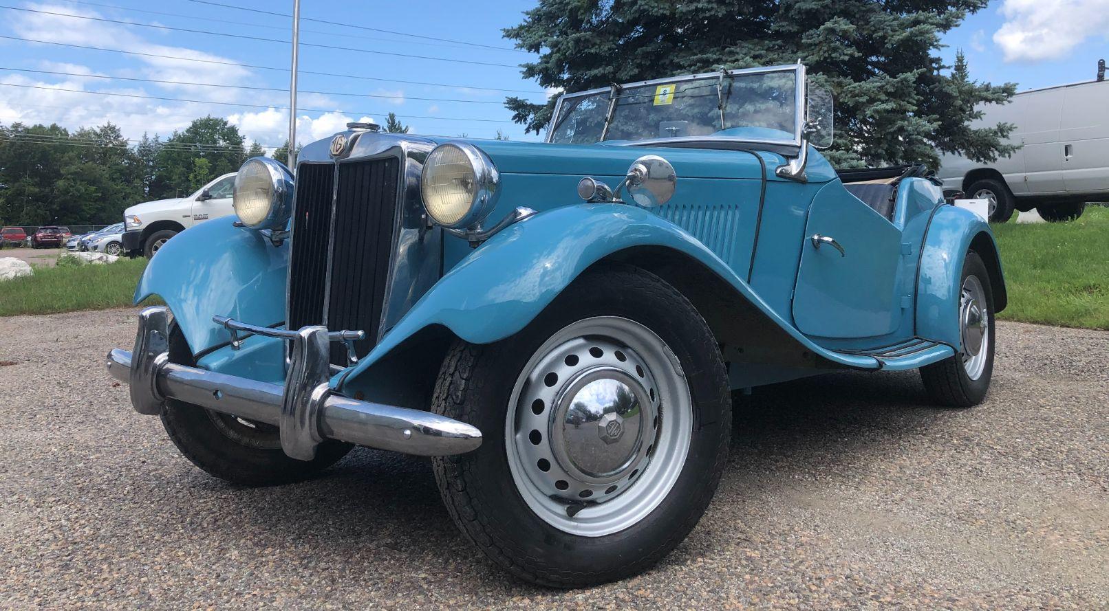 1951 MG TD 2-Door Roadster