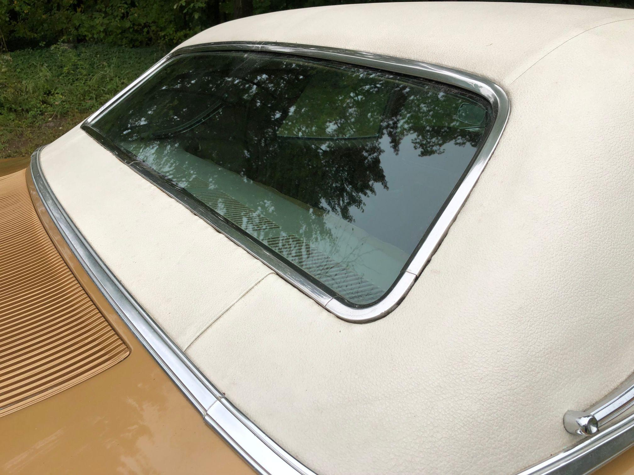 1968 Ford Thunderbird Landau Sedan