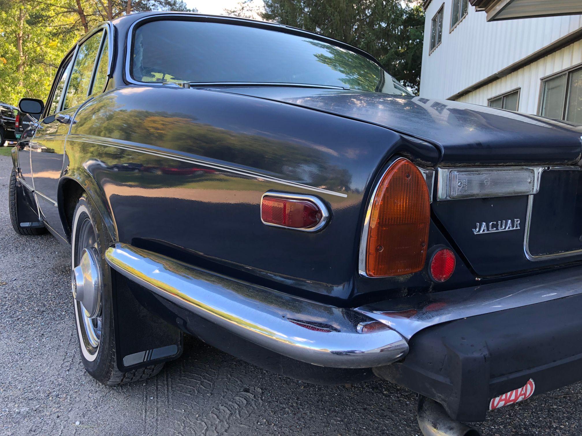 1974 Jaguar XJ12L 4-Door Sedan