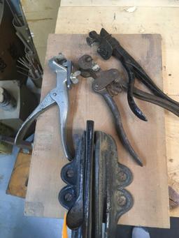 Saw Vise & (3) Sets