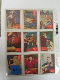 (33) 1956 Bubbles Elvis Presley Cards