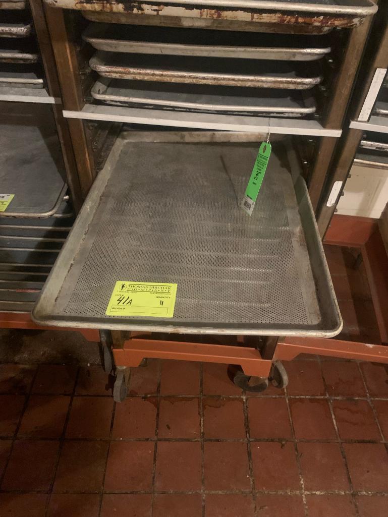 (11) Perforated Full Sheet Pans