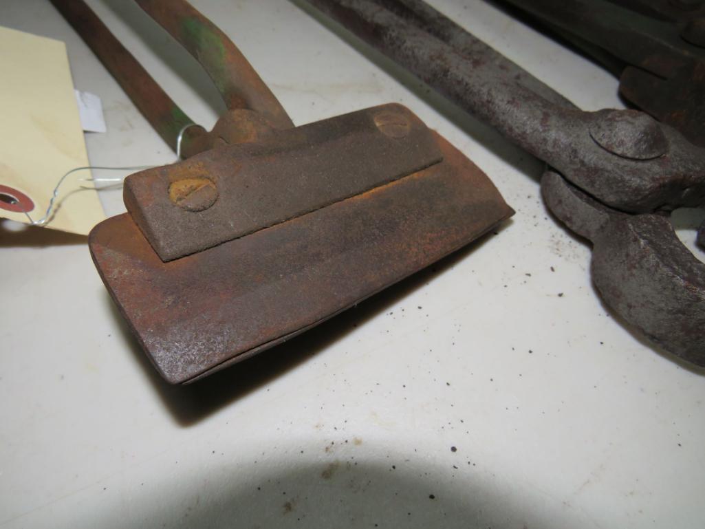 (10) Blacksmith's Tongs