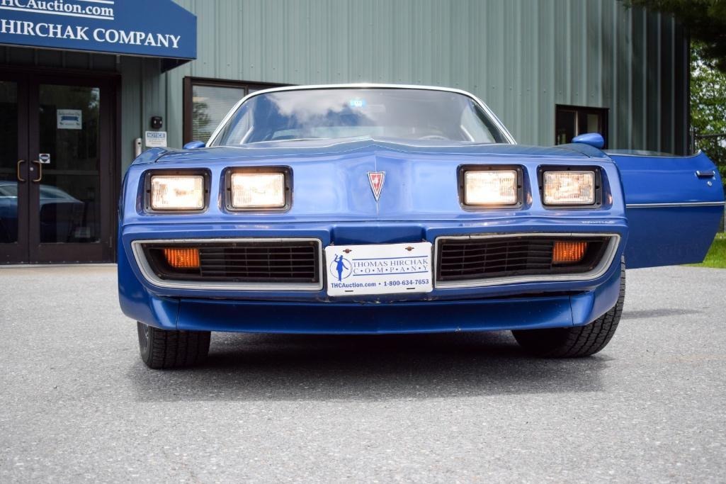 1981 Pontiac Firebird Esprit Coupe