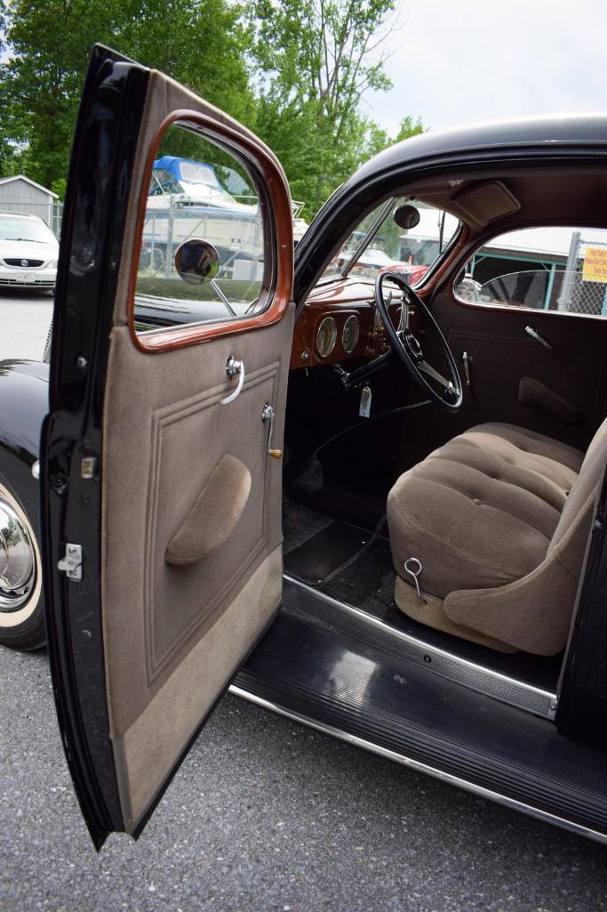 1937 Ford Coupe