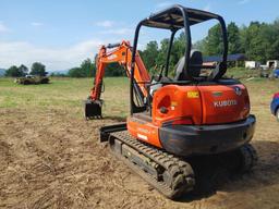 Kubota KX040-4 Excavator w/ Hydraulic Thumb & 2 Way Floating Angle Blade