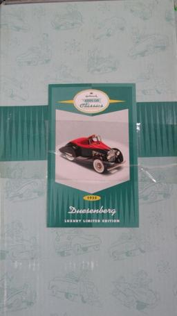 (13) Hallmark Classics Duesenberg Pedal Car Diecast Replicas