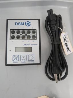 DSM Delvo Model MCI-12 Incubator