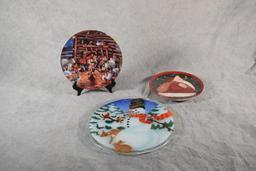 (3) Collectible Holiday Plates